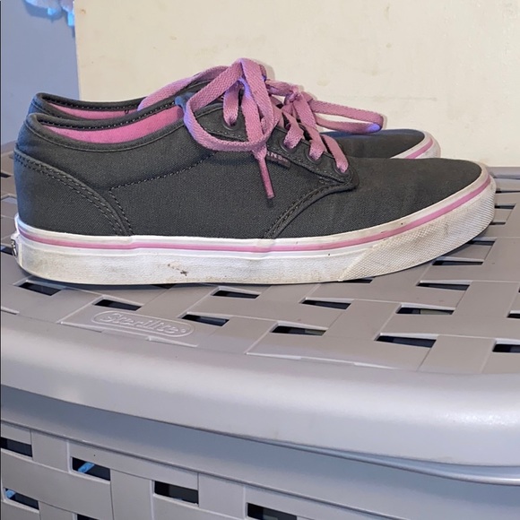 Vans size 7.5 - Picture 2 of 4